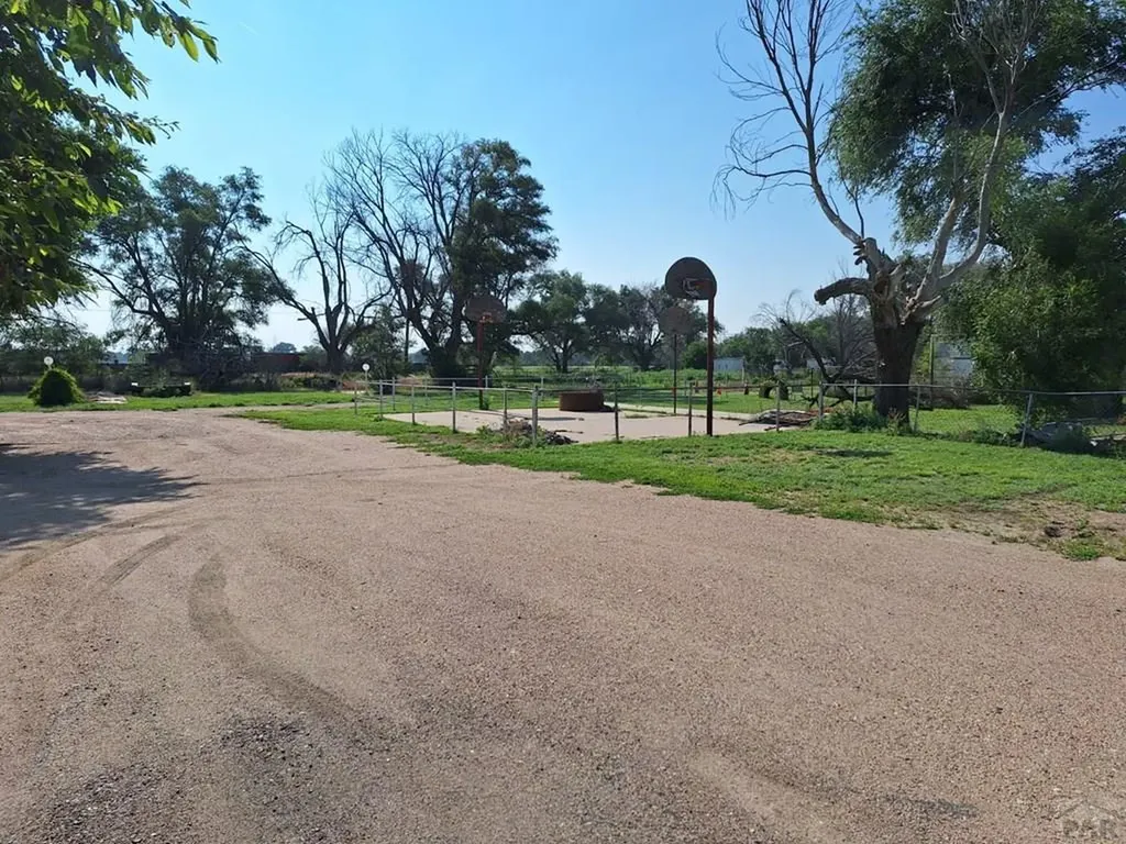 503 Division Street Lamar CO 81052