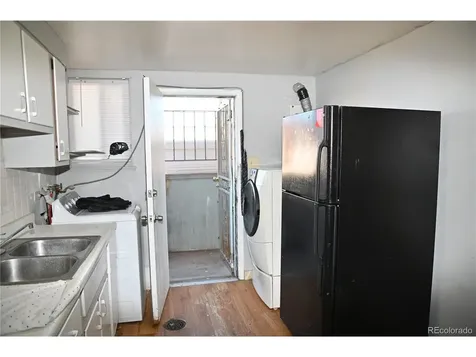 1042 S Grove Street Denver CO 80219