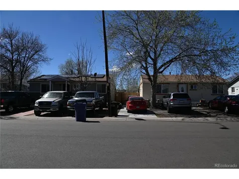 1042 S Grove Street Denver CO 80219