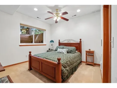 7688 Crestview Drive Niwot CO 80504