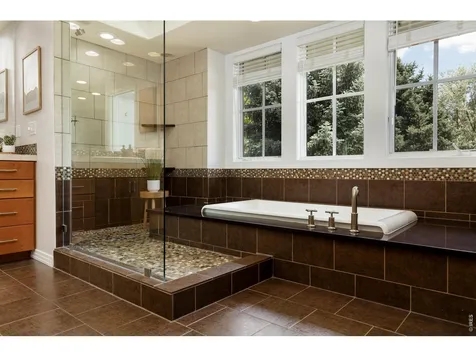 7271 Longview Drive Niwot CO 80503
