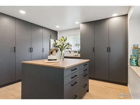 8612 W 69th Place Arvada CO 80004