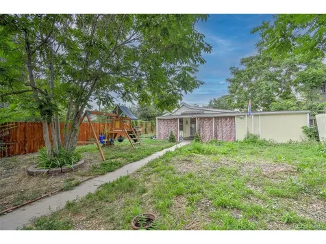 1658 Chester Street Aurora CO 80010