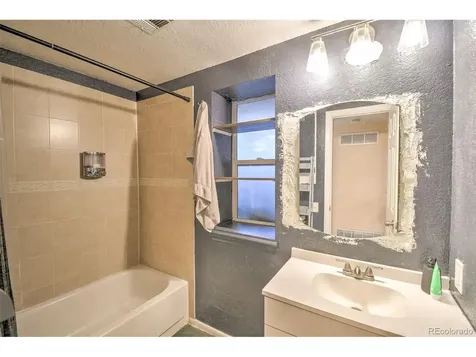 1658 Chester Street Aurora CO 80010