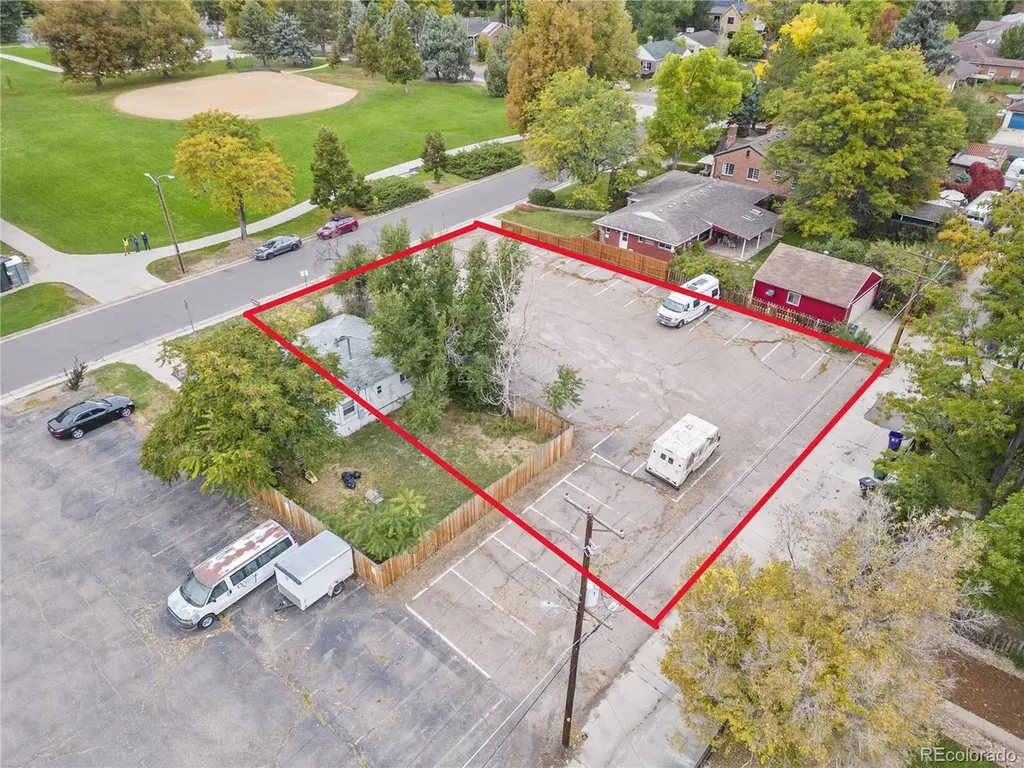 1150 N Dahlia Street N Denver CO 80220