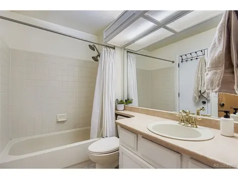 3768 S Waco Street Aurora CO 80013