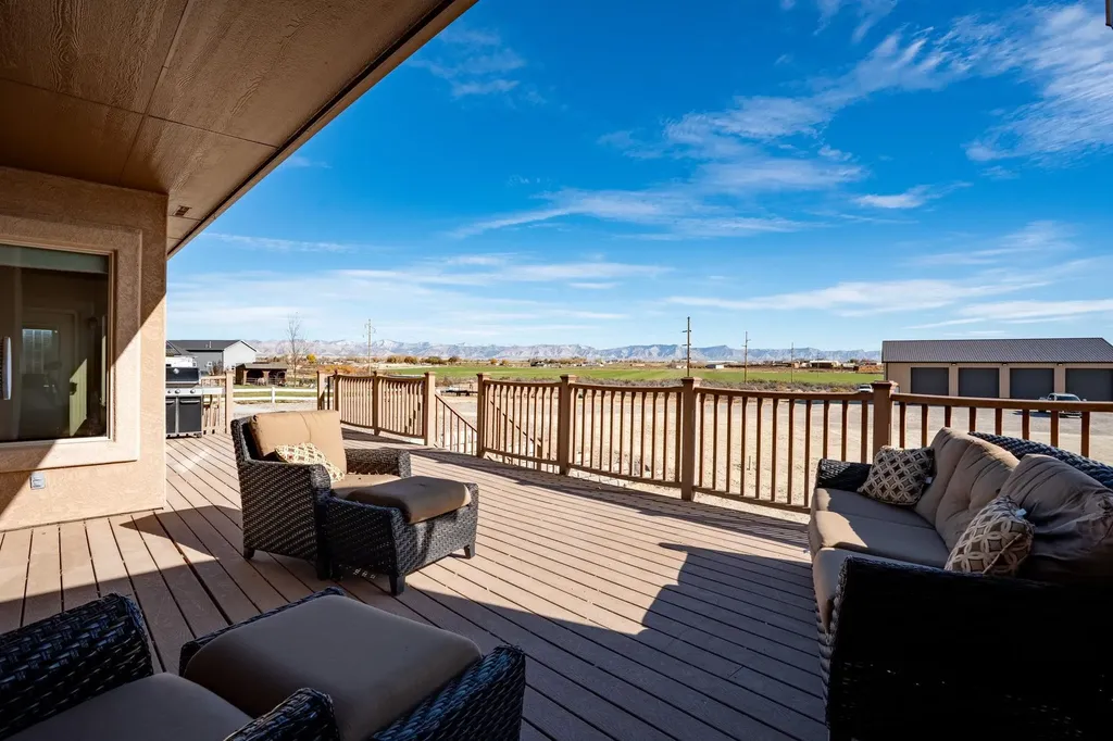 1322 Gold Lake Drive Loma CO 81524