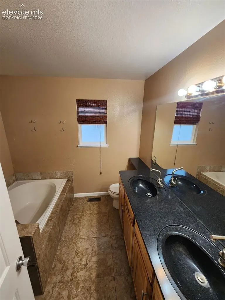 4556 Gunbarrel Drive Colorado Springs CO 80925