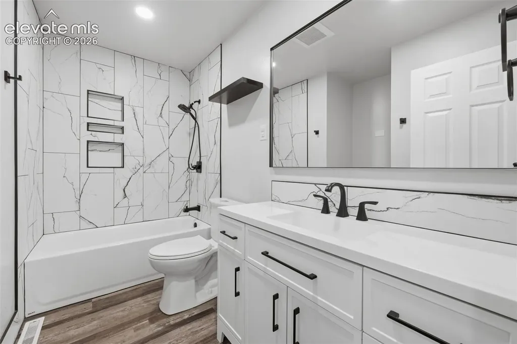 2818 Merry Lane Colorado Springs CO 80909