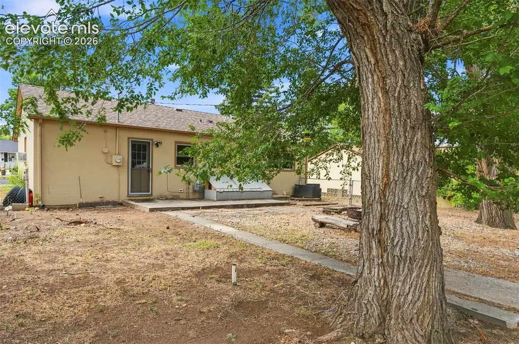 2818 Merry Lane Colorado Springs CO 80909