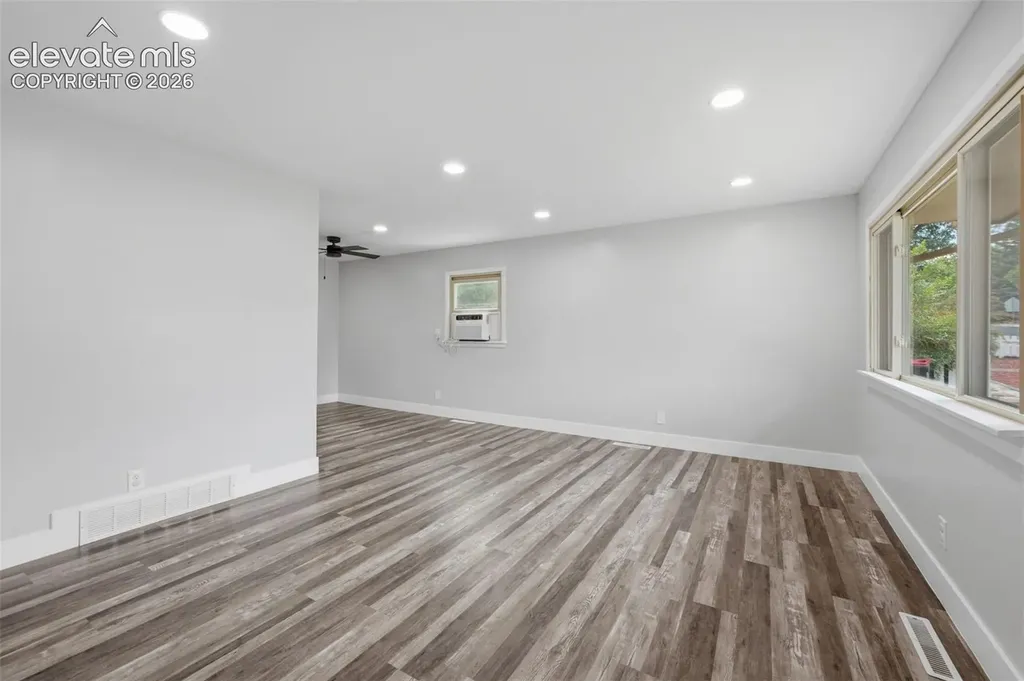 2818 Merry Lane Colorado Springs CO 80909
