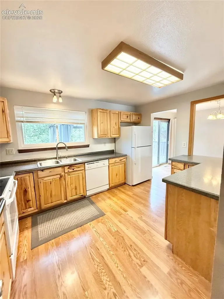 6515 Flintridge Drive Colorado Springs CO 80918