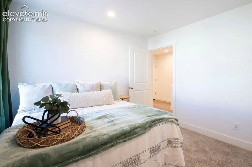 1518 Tyram Grove Colorado Springs CO 80910