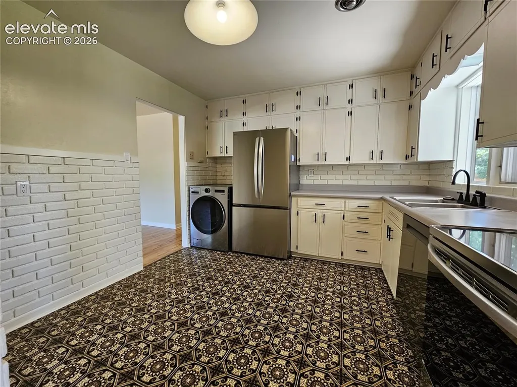 3617 Leeds Lane Colorado Springs CO 80907
