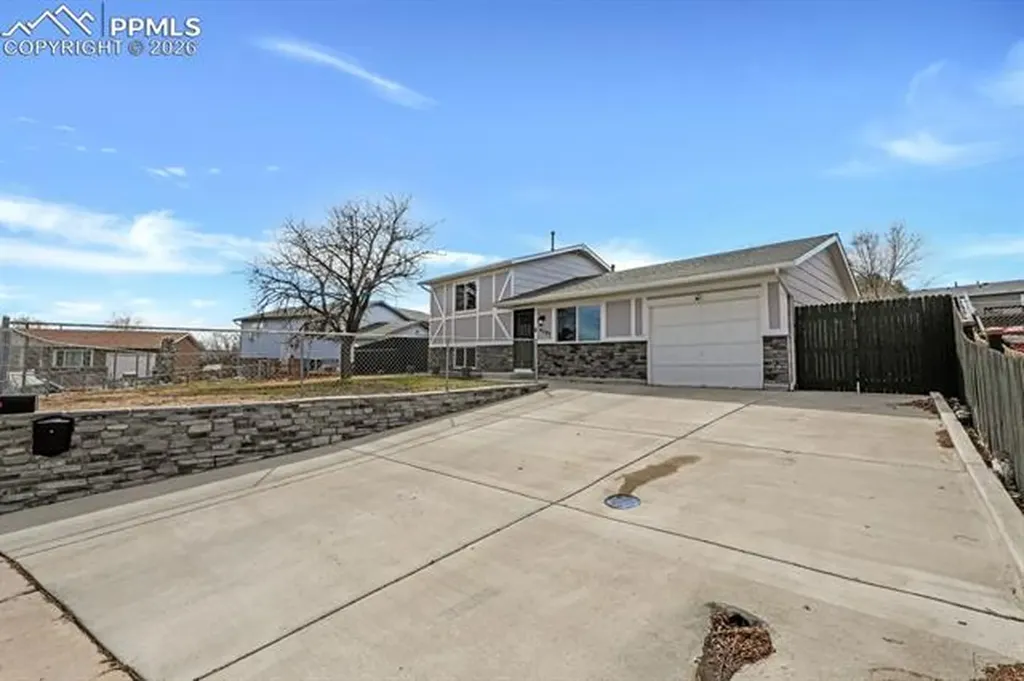 4303 S Millburn Na Colorado Springs CO 80906