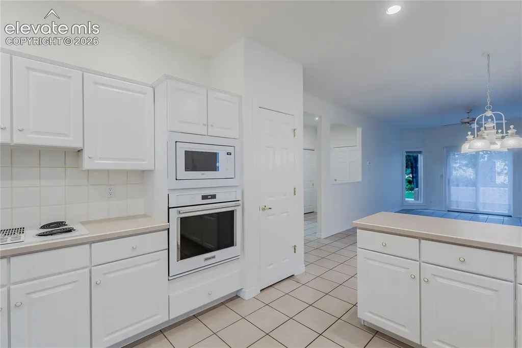 2115 Paseo Del Oro Na Colorado Springs CO 80904