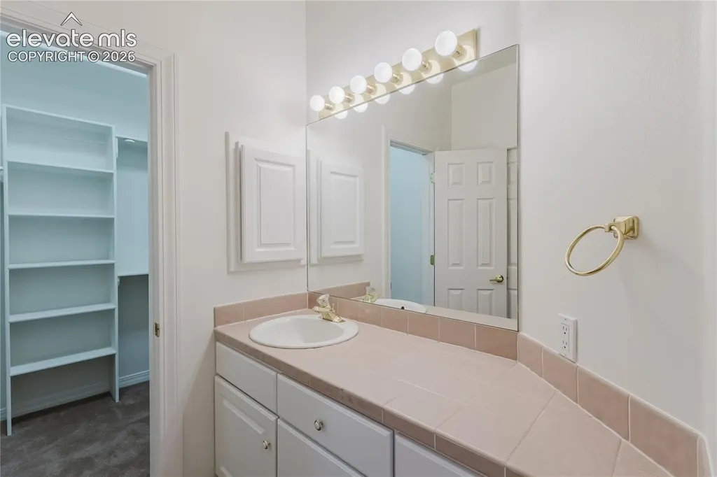 2115 Paseo Del Oro Na Colorado Springs CO 80904