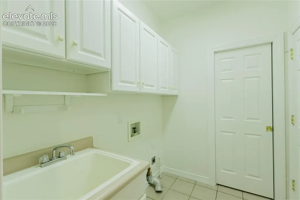 2115 Paseo Del Oro Na Colorado Springs CO 80904