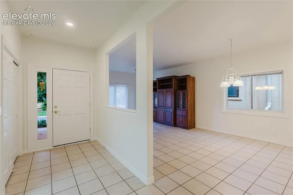 2115 Paseo Del Oro Na Colorado Springs CO 80904