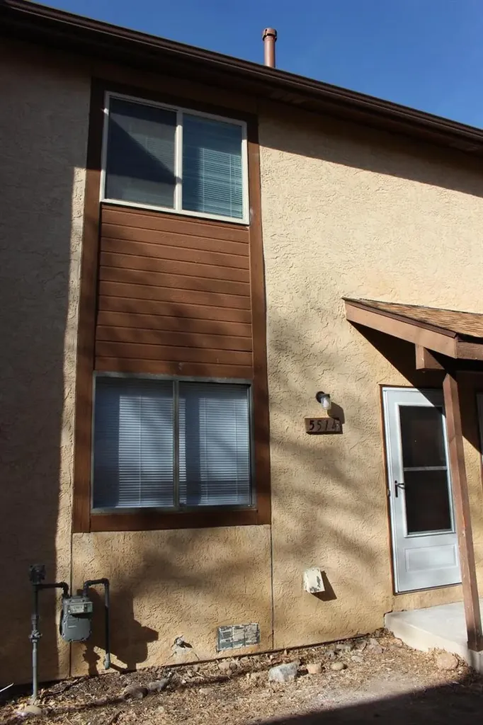 5514 Bonita Village Colorado Springs CO 80915