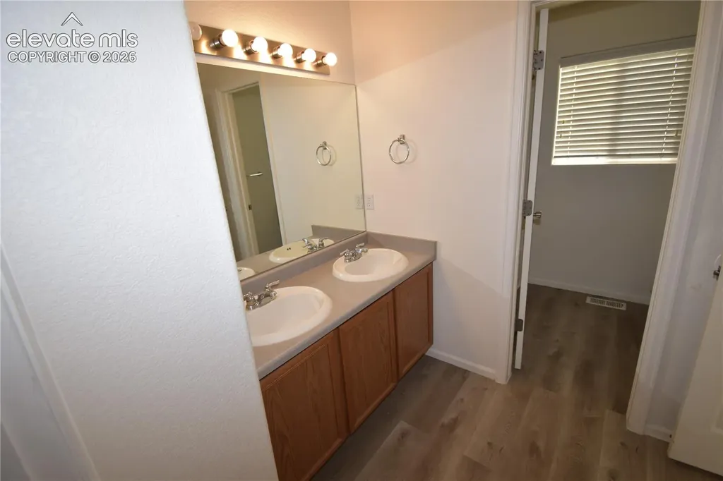 2801 Tumblewood Grove Colorado Springs CO 80910