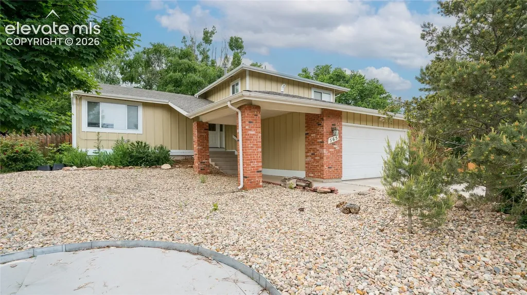 565 Wycliffe Drive Colorado Springs CO 80906