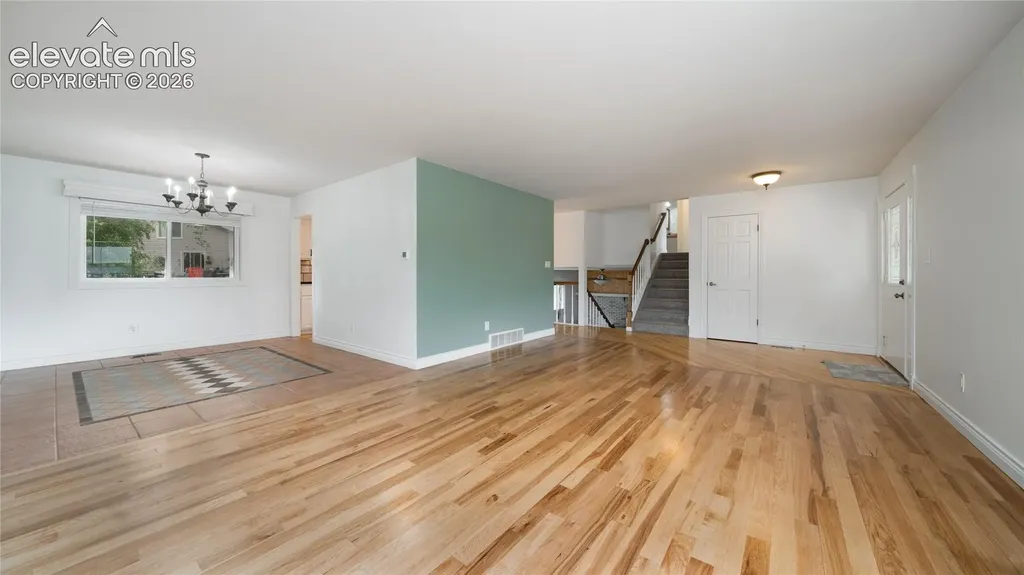 565 Wycliffe Drive Colorado Springs CO 80906