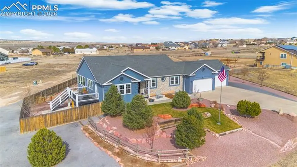 1655 W Camino De Los Ranchos Na Pueblo West CO 81007