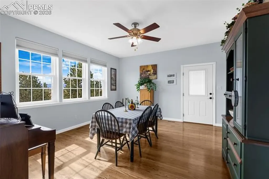 1655 W Camino De Los Ranchos Na Pueblo West CO 81007