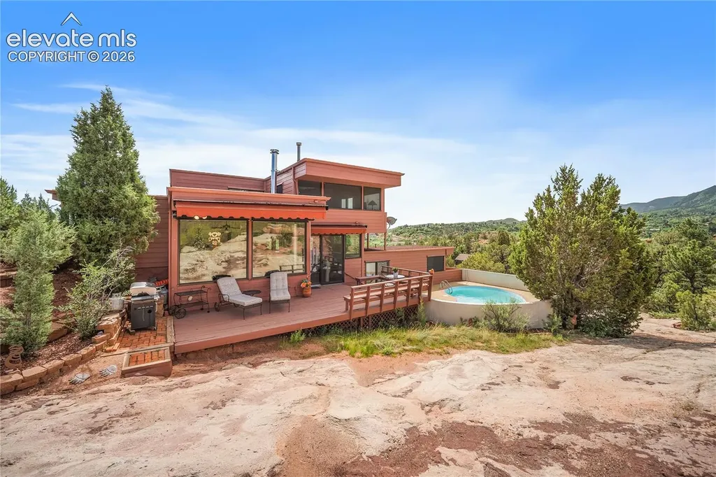 133 Via Vallecito Na Manitou Springs CO 80829