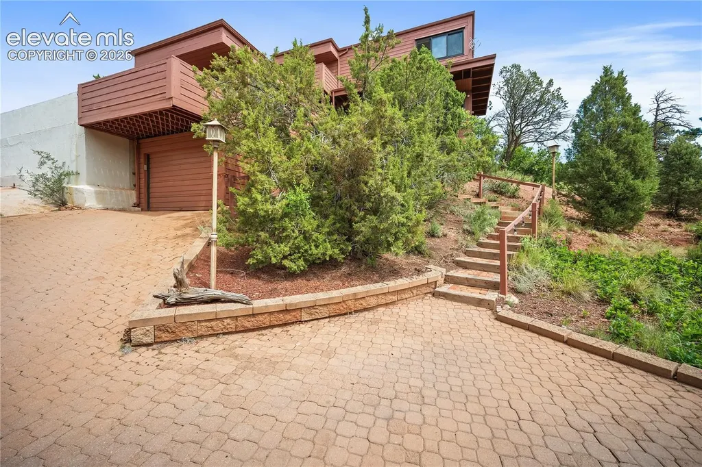 133 Via Vallecito Na Manitou Springs CO 80829