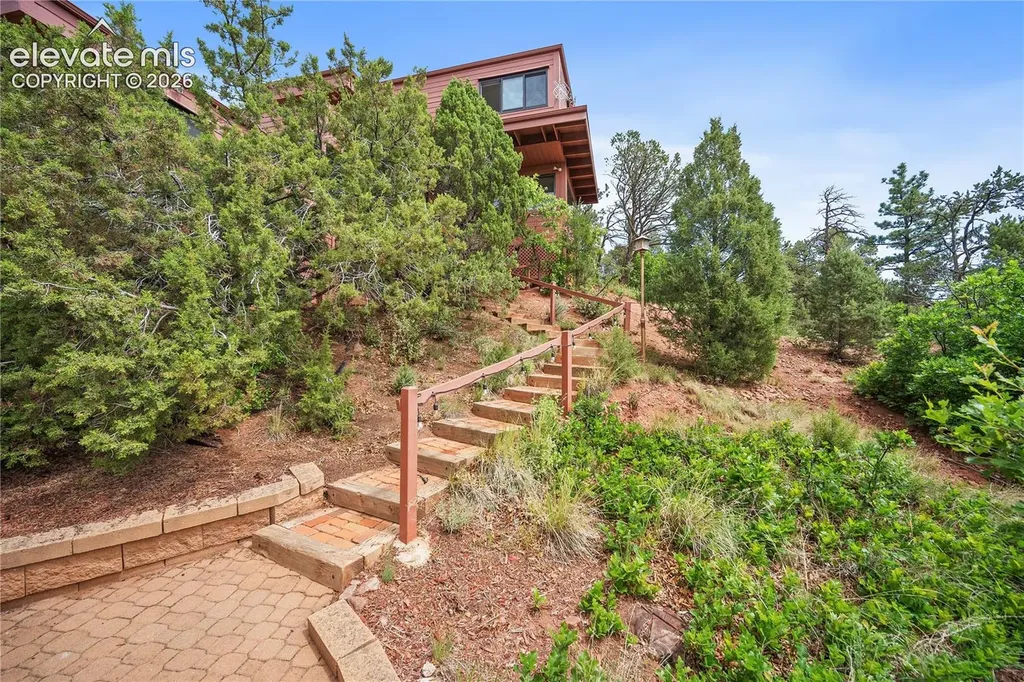 133 Via Vallecito Na Manitou Springs CO 80829