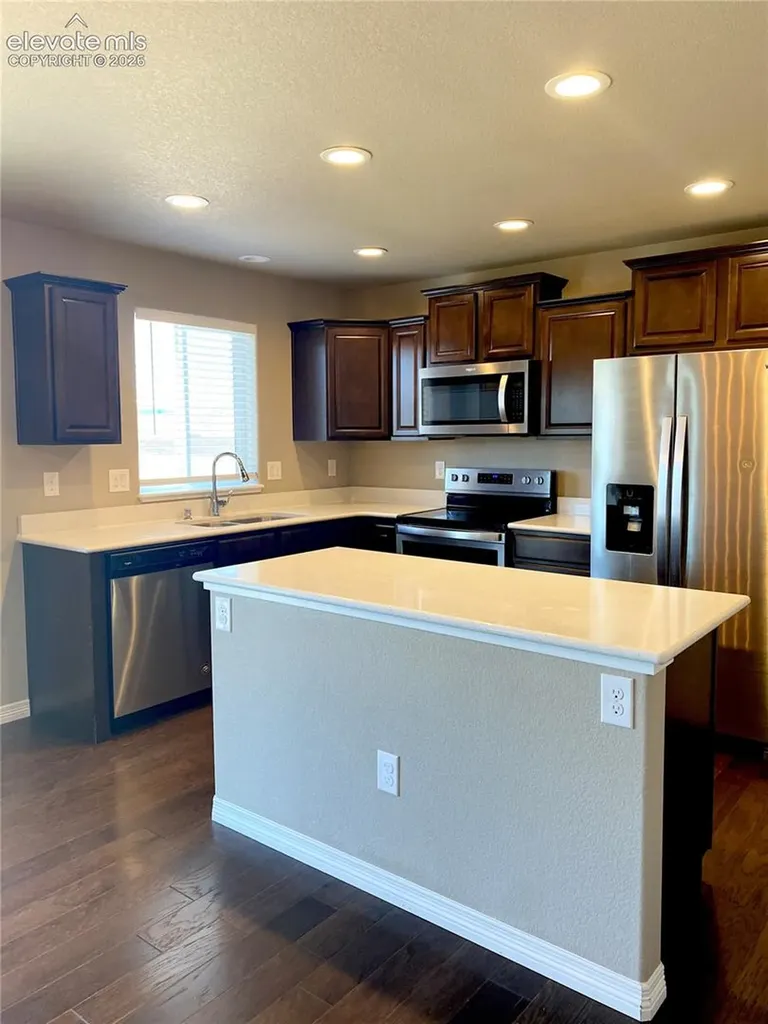 6142 Meadowbank Lane Colorado Springs CO 80925