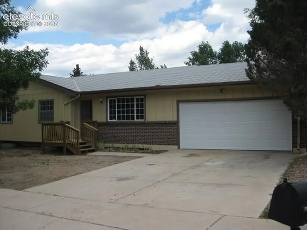 4670 S Carefree Circle Colorado Springs CO 80917