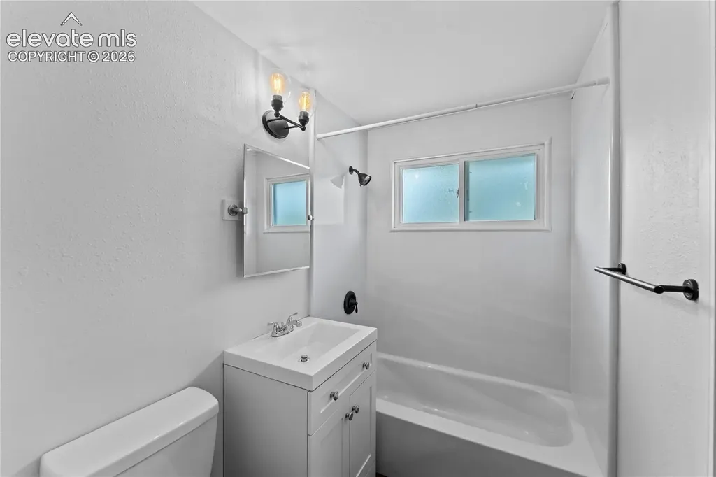 2326 Eagle View Drive Colorado Springs CO 80909