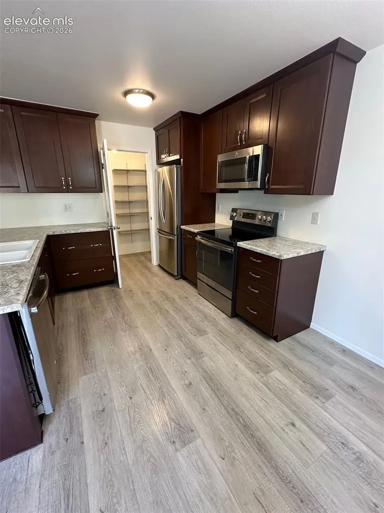 2127 Broadmoor Road Circle Colorado Springs CO 80906