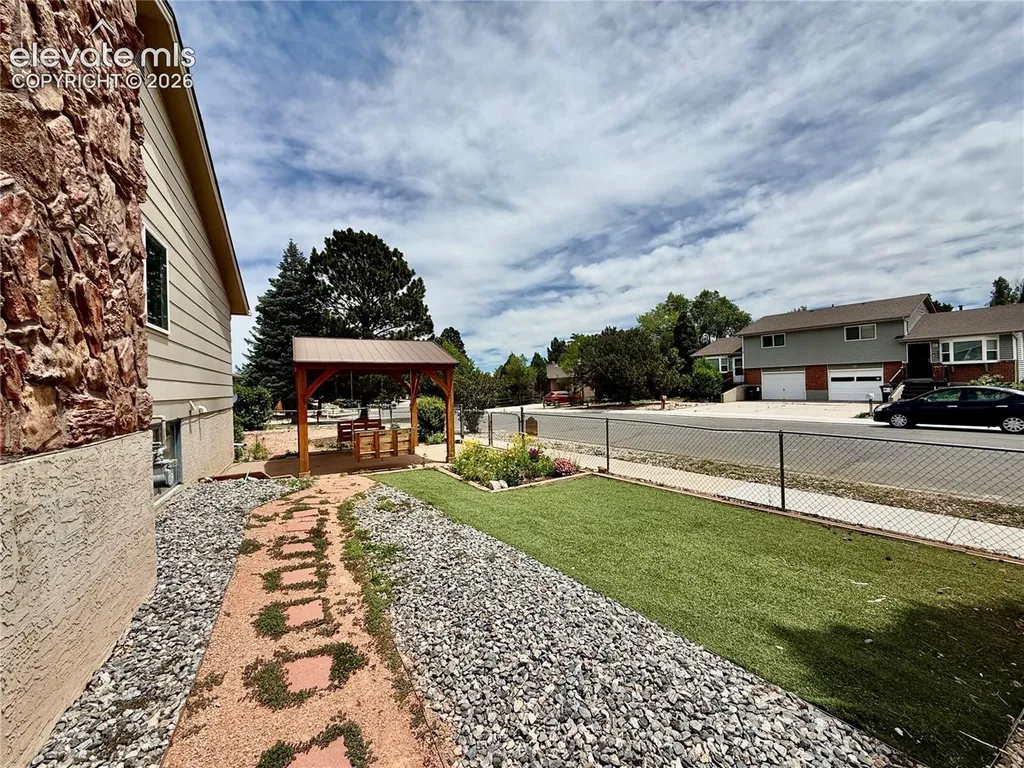 4125 Tulip Way Colorado Springs CO 80907