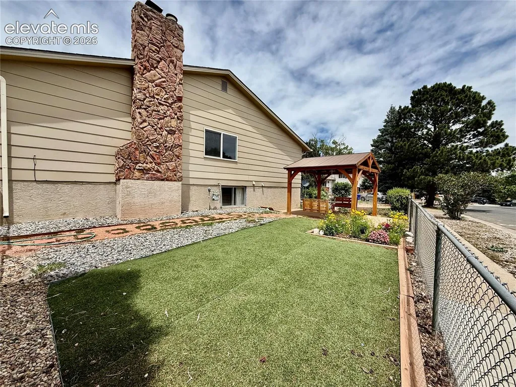 4125 Tulip Way Colorado Springs CO 80907