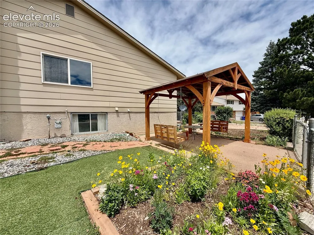 4125 Tulip Way Colorado Springs CO 80907