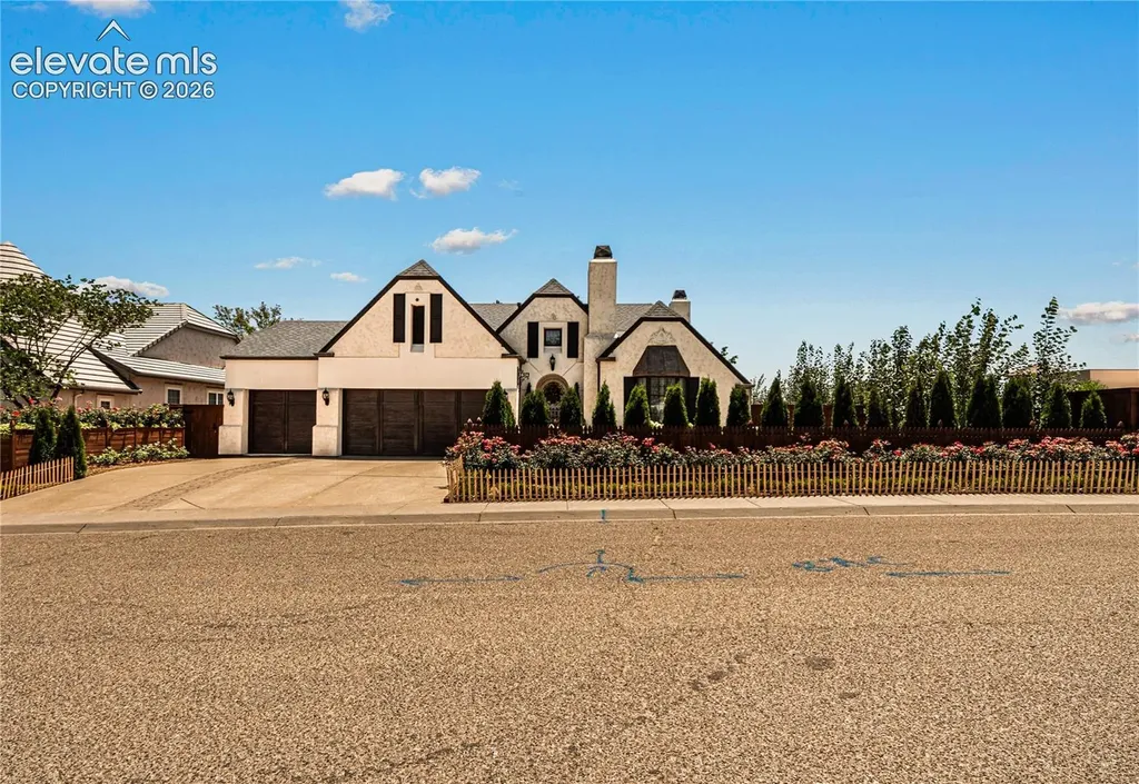 1416 Rancho Del Sol Na Pueblo CO 81008