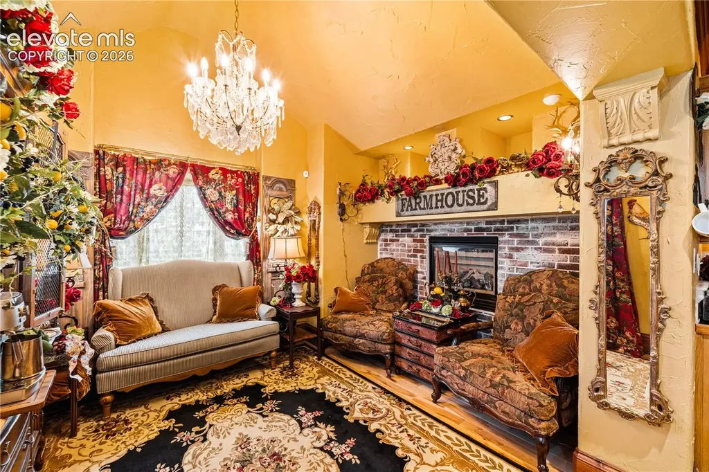 1416 Rancho Del Sol Na Pueblo CO 81008