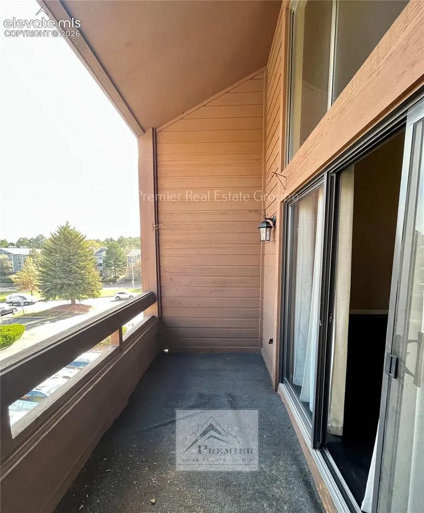 144 W Rockrimmon Boulevard Colorado Springs CO 80919