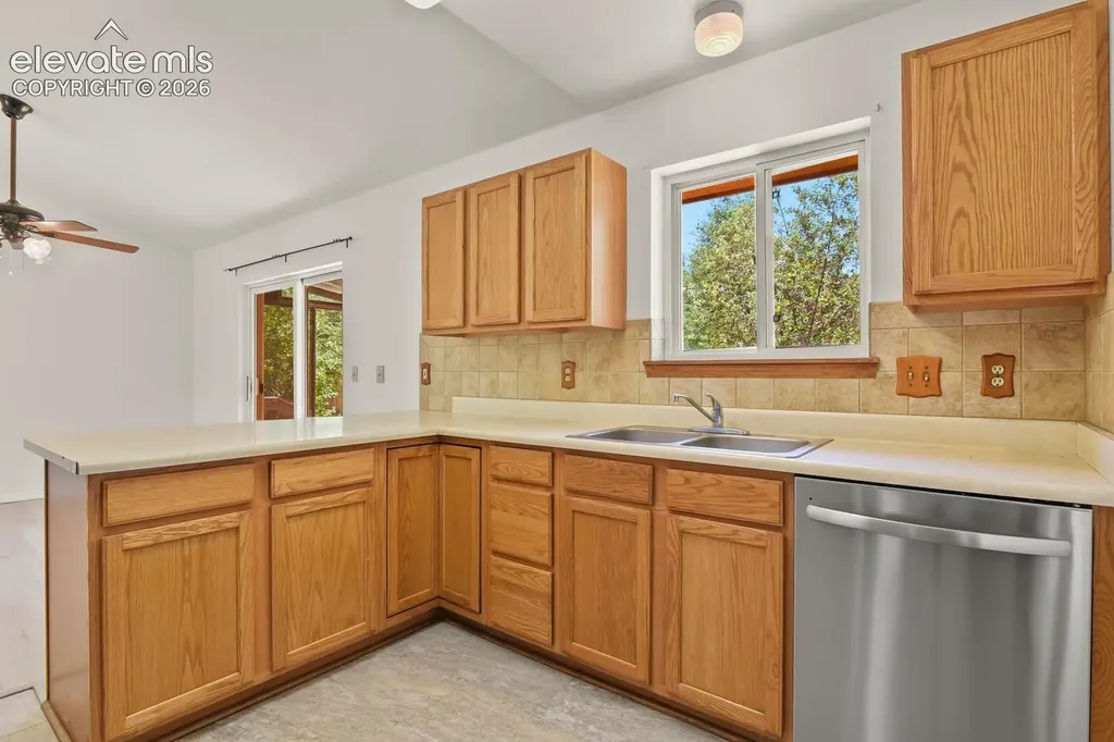 165 Vaquero Senda Na Woodland Park CO 80863