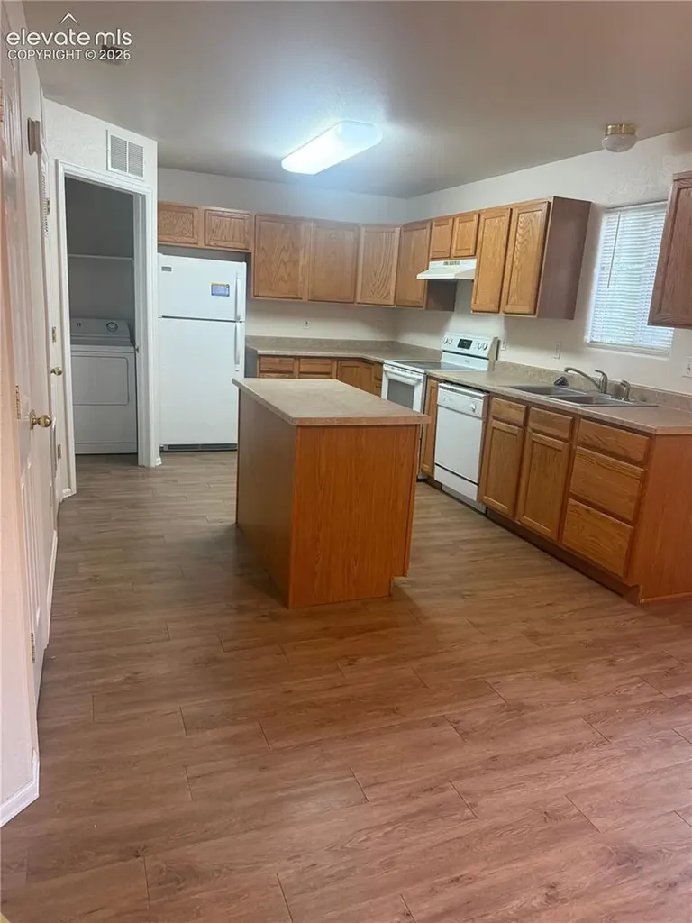323 Ellers Grove Colorado Springs CO 80916