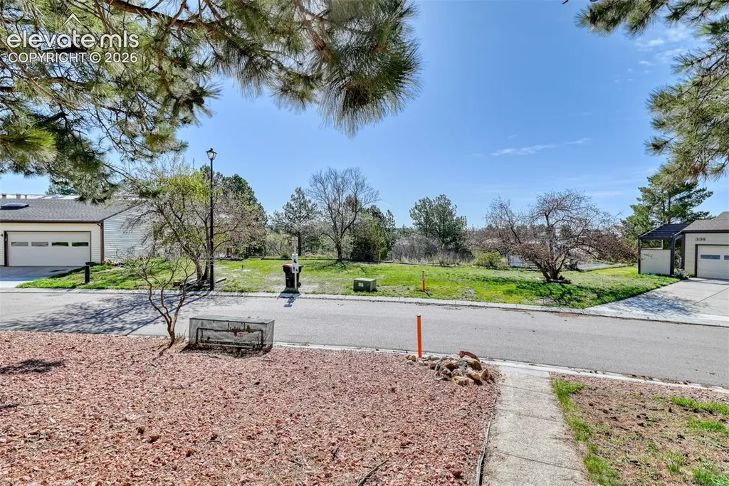379 Raspberry Lane Monument CO 80132