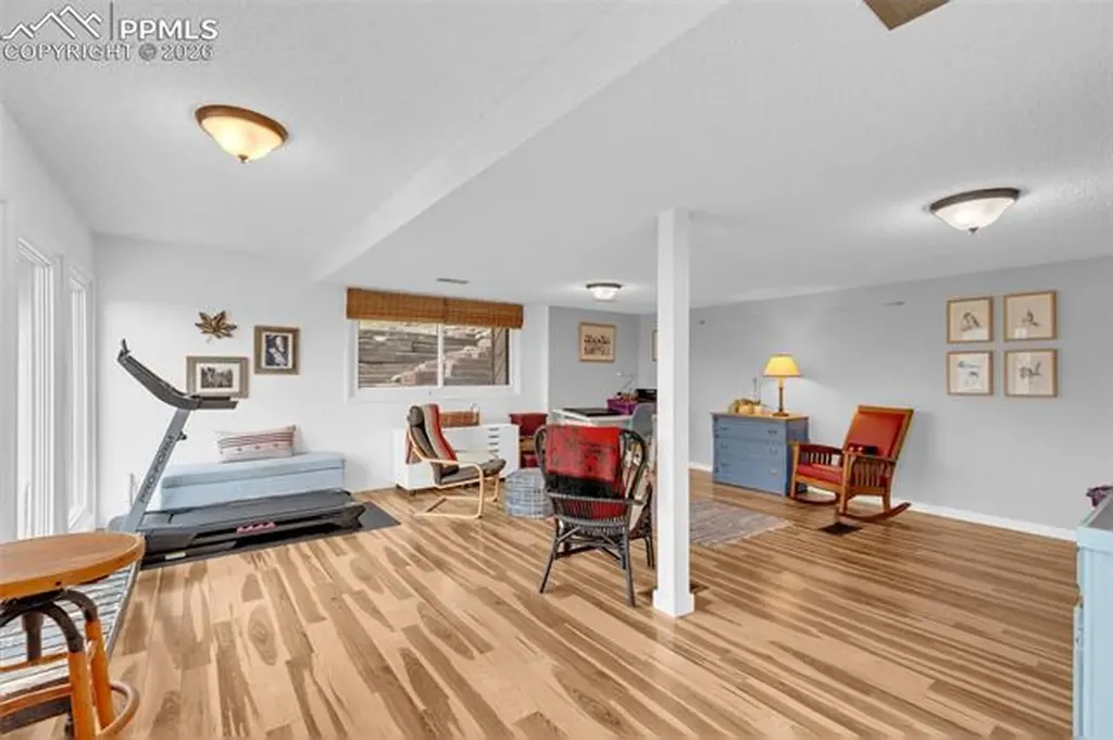 4452 Sentinel Rock Na Larkspur CO 80118
