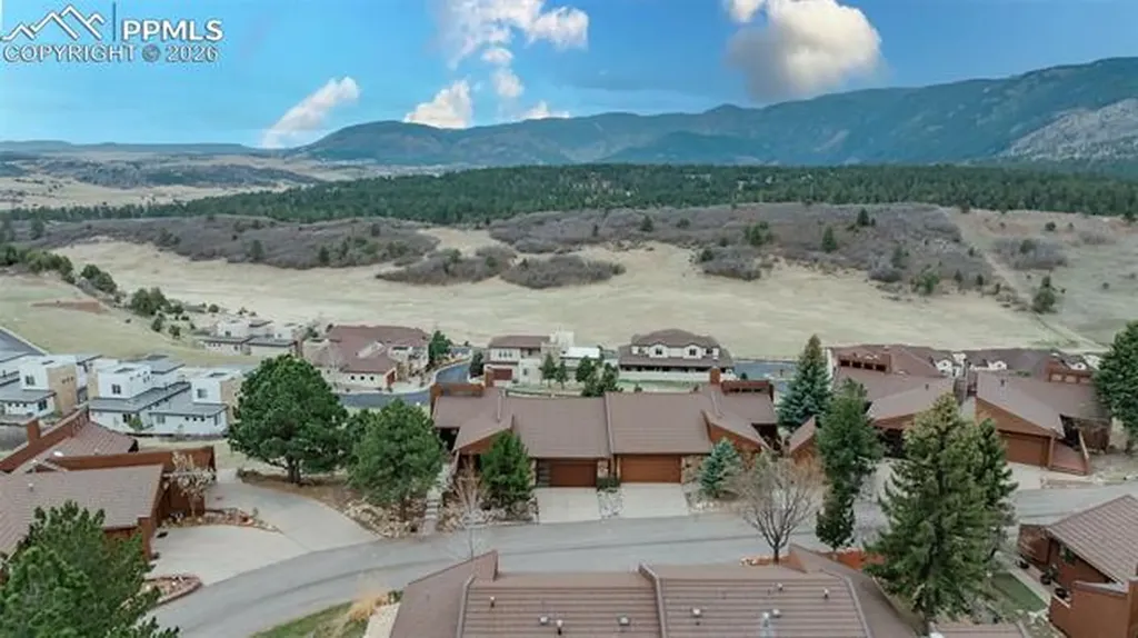 4452 Sentinel Rock Na Larkspur CO 80118
