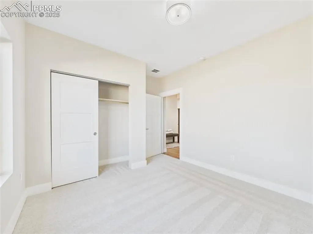 1318 Tierra Berienda Na Pueblo CO 81008