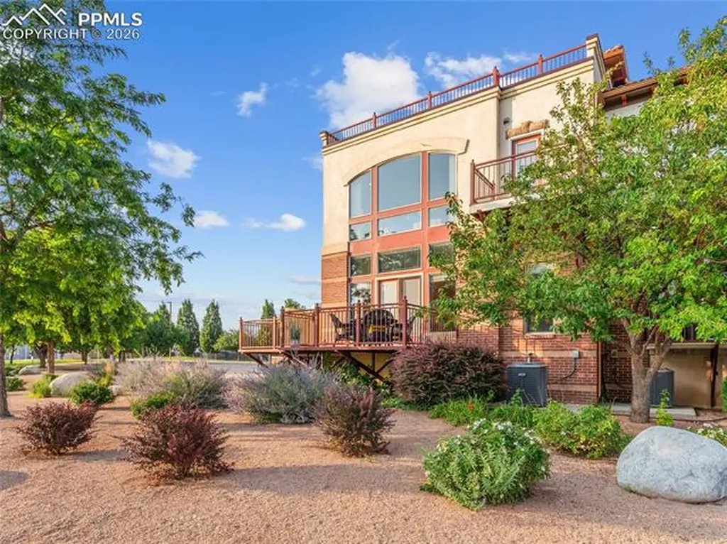235 W Riverwalk Na Pueblo CO 81003