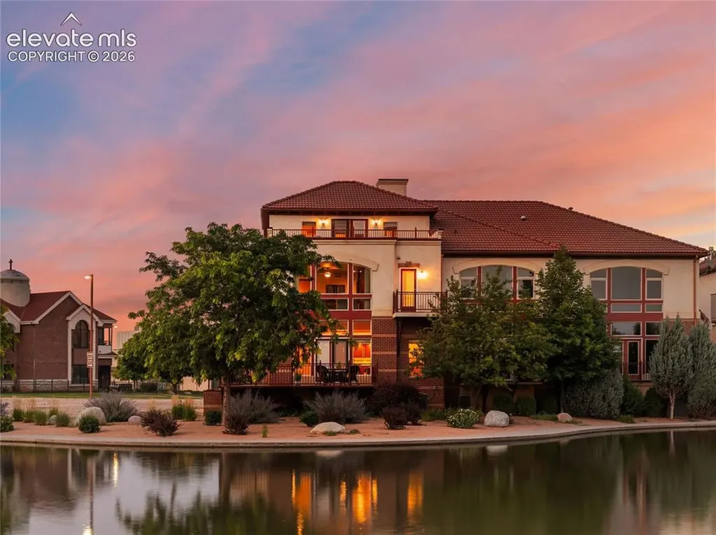 235 W Riverwalk Na Pueblo CO 81003